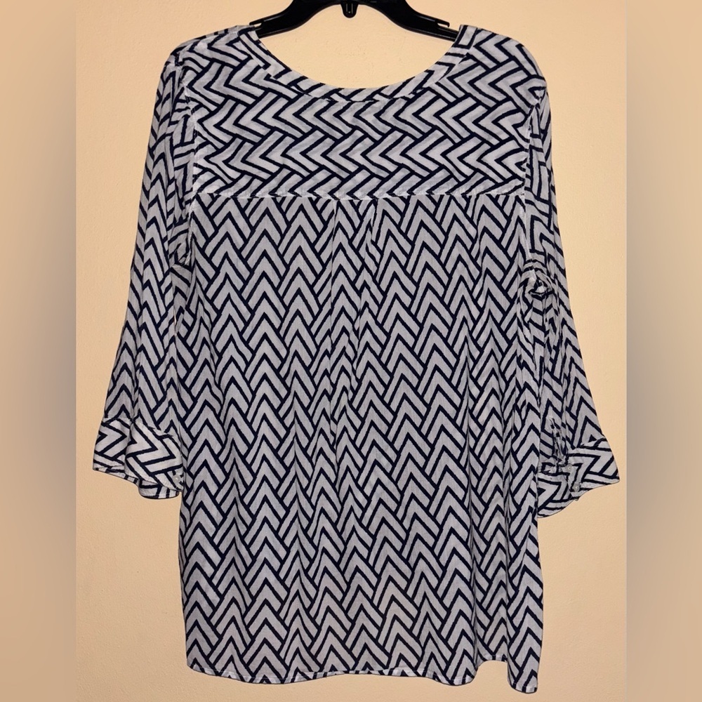 St. John’s Bay Navy White Geometric Print Tunic Blouse Women’s Size XL - Picture 4 of 8